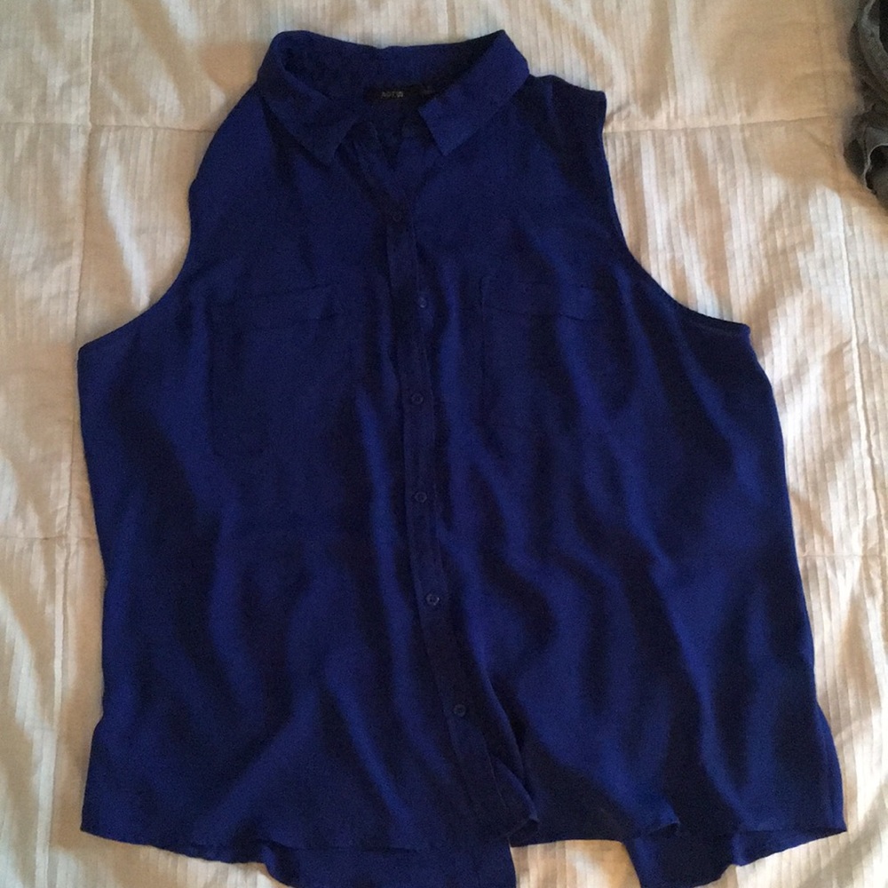 Blue Sleeveless Blouse